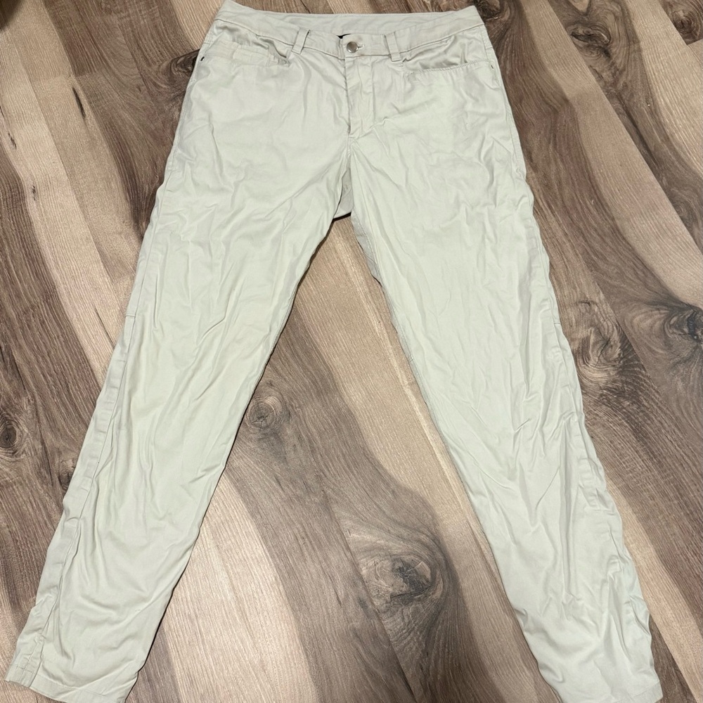 Lululemon ABC Slim Fit Warpstreme 30x32 Beige Tan